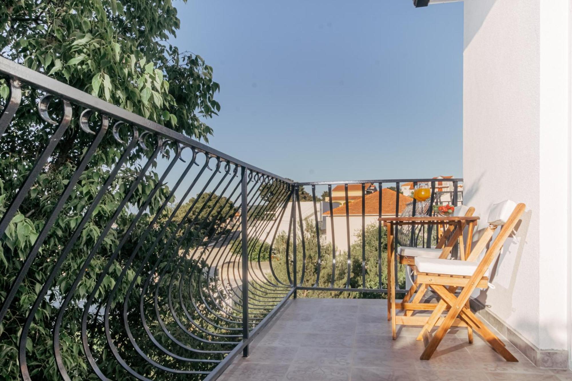 Residence Biocic Donji Okrug  Rum bild